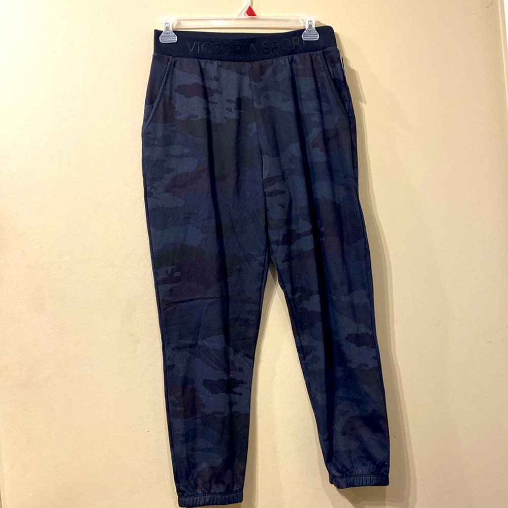 Victoria Sport Camo Camouflaged Wide band Sweat Pants sz L Large New NWT
